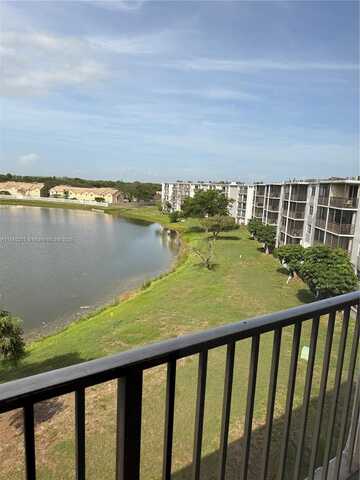 8600 N Sherman Cir, Miramar, FL 33025