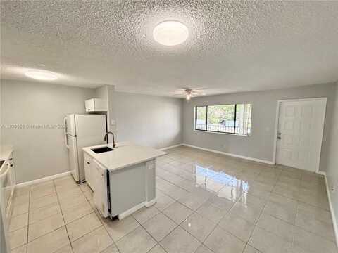 1822 Meadows Cir W, Boynton Beach, FL 33436