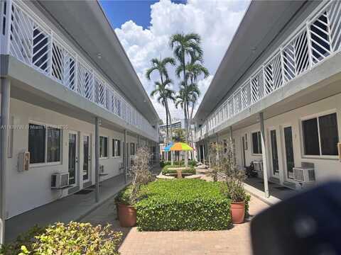 7440 Byron Ave, Miami Beach, FL 33141