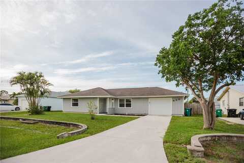 620 SE Picasso Ave, Port Saint Lucie, FL 34983