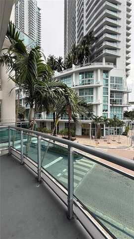 350 S Miami Ave, Miami, FL 33130