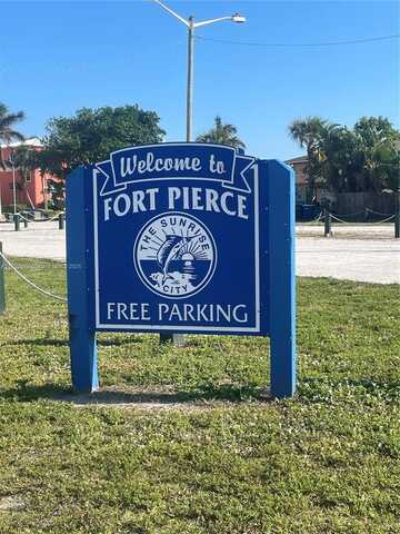 1115 Hernando St, Fort Pierce, FL 34949
