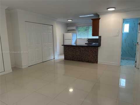 3071 SW 27th Ave, Miami, FL 33133