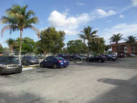 17530 NW 68th Ave, Hialeah, FL 33015