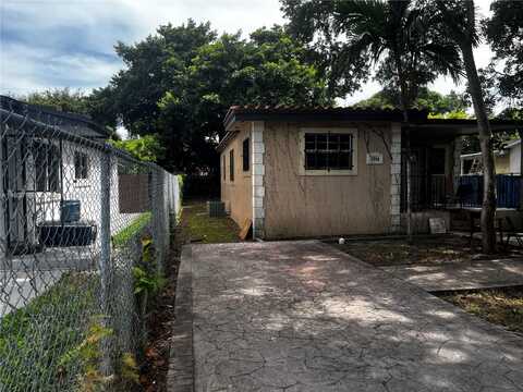 2968 NW 59th St, Miami, FL 33142