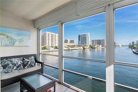 2600 Diana Dr, Hallandale Beach, FL 33009
