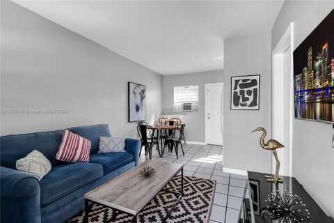 105 SW 5 Ct, Dania Beach, FL 33004