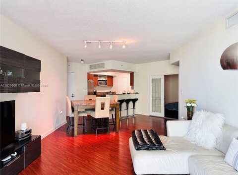 9066 SW 73rd Ct, Miami, FL 33156