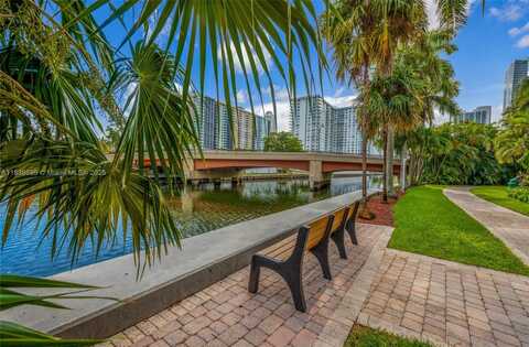 17150 N Bay Rd, Sunny Isles Beach, FL 33160