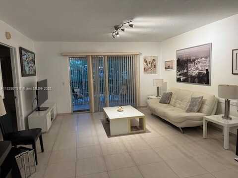 901 SW 141st Ave, Pembroke Pines, FL 33027