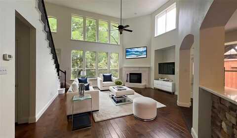812 Brookwater Drive, McKinney, TX 75071
