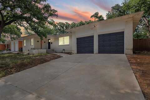 7116 Meadowbrook Drive, Fort Worth, TX 76112