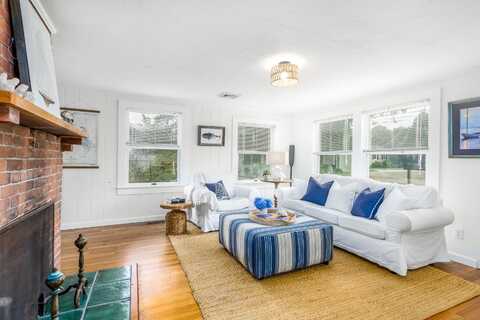 429 Paines Creek Road, Brewster, MA 02631