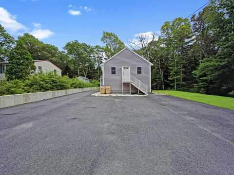 1055 E Falmouth Highway, Falmouth, MA 02540