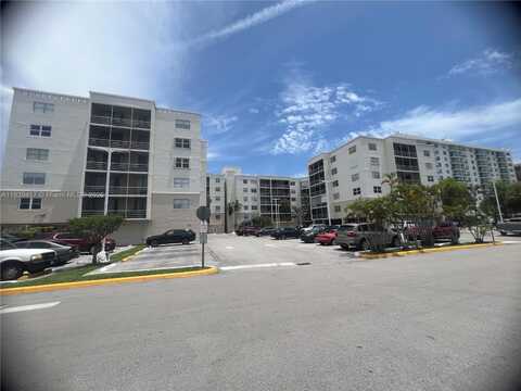 2821 N Miami Beach Blvd, North Miami Beach, FL 33160