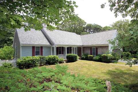 18 Chickadee Lane, Brewster, MA 02631