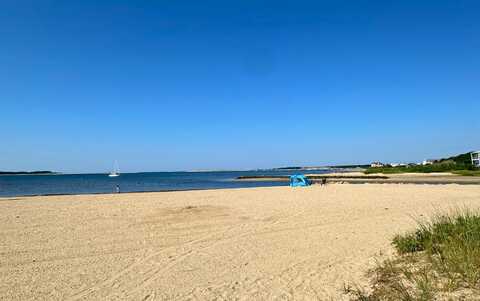 40 Bradford Road, West Yarmouth, MA 02673