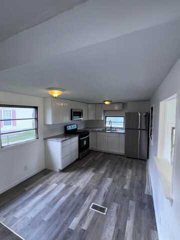 2229 Maureen Boulevard N, Obetz, OH 43207