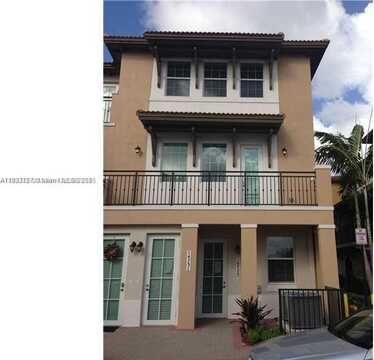 14729 SW 9th St, Pembroke Pines, FL 33027