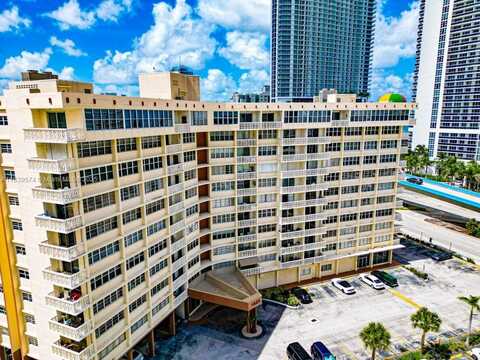 1825 S Ocean Dr, Hallandale Beach, FL 33009