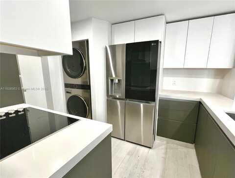 701 Brickell Key Blvd, Miami, FL 33131