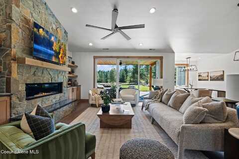 200 Osprey Ln, Sandpoint, ID 83864