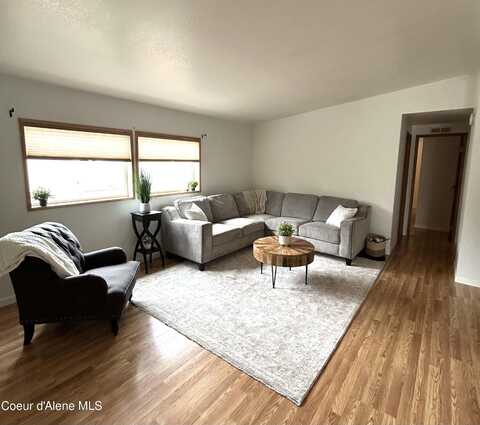 1815 W DARTMOUTH CIR, Coeur D Alene, ID 83815