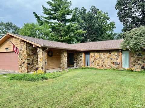 1009 S Buckingham Road, Yorktown, IN 47396