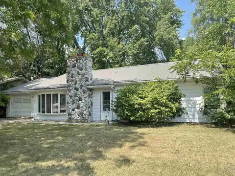 425 Orchard, Clare, MI 48617