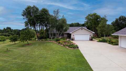 W5093 Vogel Rd, Jefferson, WI 53549