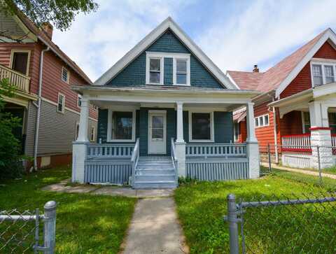 3221 N 29th St, Milwaukee, WI 53216