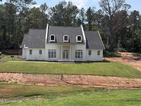 115 Laurelwood Trail Road, Mendenhall, MS 39114