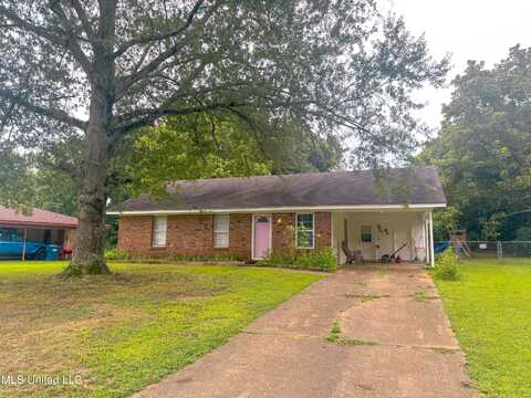 5161 Crestwood Cove, Horn Lake, MS 38637