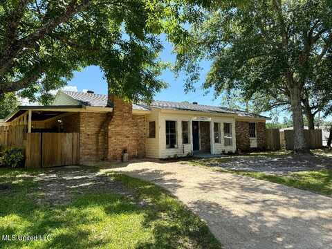 7000 Melrose Drive, Biloxi, MS 39532