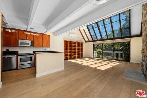33 Reef St, Marina Del Rey, CA 90292