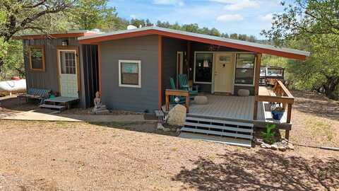 107 Bandolero Trl, Fort Davis, TX 79734