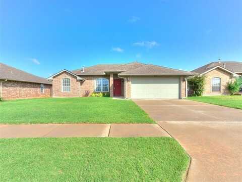 4221 Manhattan Drive, Moore, OK 73160