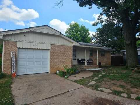 2236 Highland Road, Oklahoma City, OK 73110