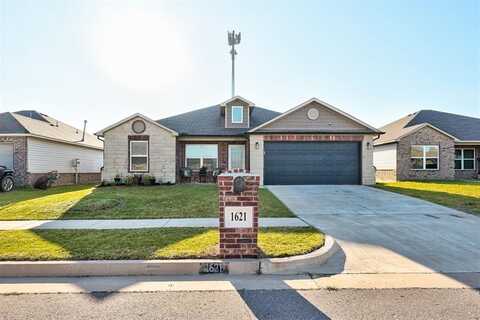 1621 Tumbleweed Way, El Reno, OK 73036