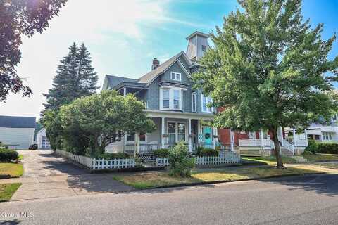 113 S 2nd Avenue, Mechanicville, NY 12118
