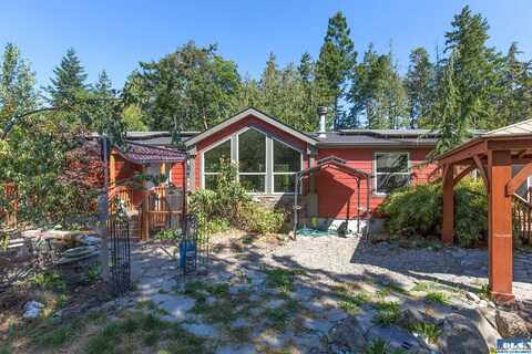 404 Critter Country Trail, Sequim, WA 98382