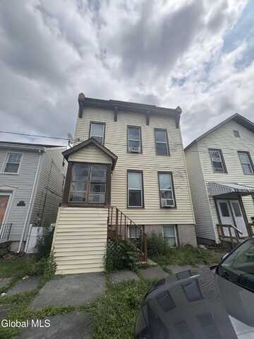668 3rd Avenue, Troy, NY 12182