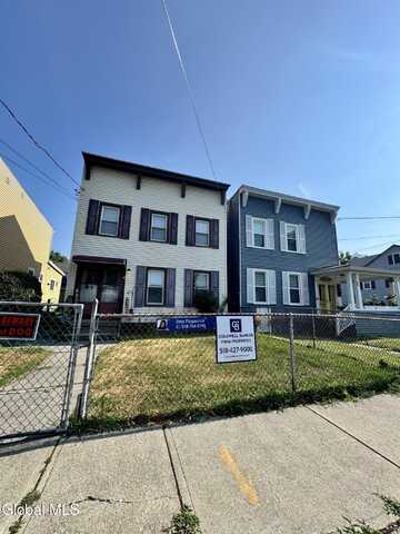 4 Aiken Avenue, Rensselaer, NY 12144