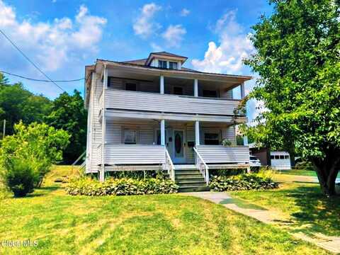 11 Blinn Street, Whitehall, NY 12887