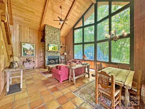 236 Valleyview Drive, Topton, NC 28781