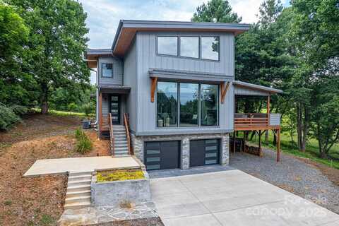 22 Lara Drive, Mills River, NC 28759