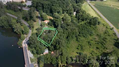 Whittle Drive unit: 2, Lake Junaluska, NC 28745
