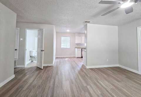 172 Gaskins, Hawkins, TX 75765