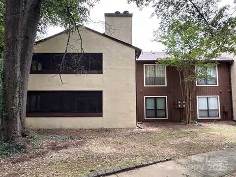 7201 Winery Lane, Charlotte, NC 28227