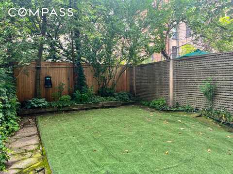 651 10th Street, Brooklyn, NY 11215